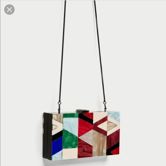 Zara Handbags - Zara Purse! Super stylish - New with Tags!👛